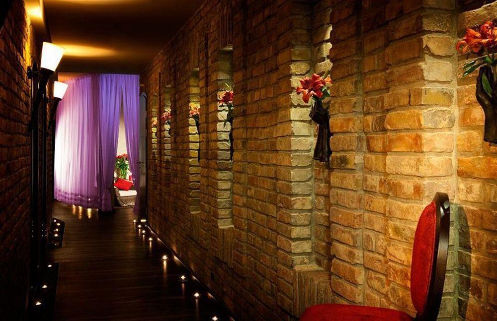 אופאלניצה Hotel Remes מראה חיצוני תמונה