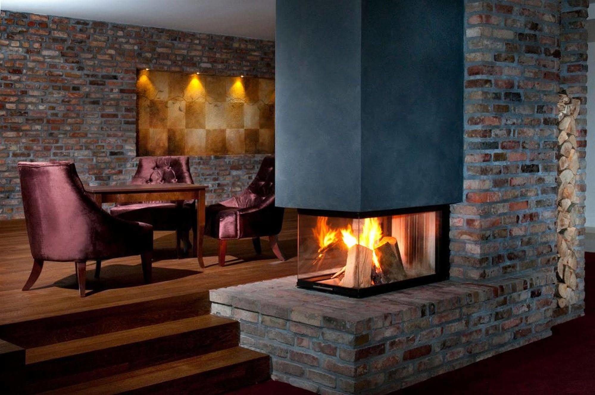 אופאלניצה Hotel Remes מראה חיצוני תמונה